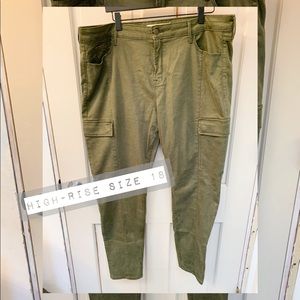 Never Worn! High-waisted Utility Skinnies🌿